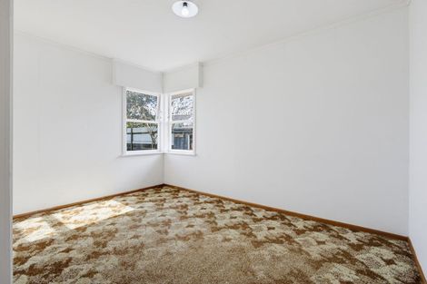 Photo of property in 43 Nevada Road, Silverdale, Hamilton, 3216