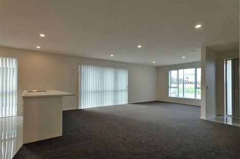 Photo of property in 1 Keeper Close, Woodend, 7610