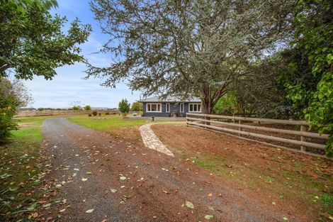 Photo of property in 8 Hoheria Place, Te Kauwhata, 3782