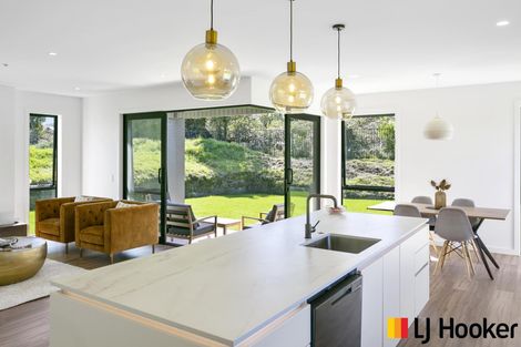 Photo of property in 32 Okaia Drive, Kinloch, Taupo, 3377