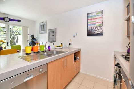 Photo of property in 26 Carento Way, Stanmore Bay, Whangaparaoa, 0932