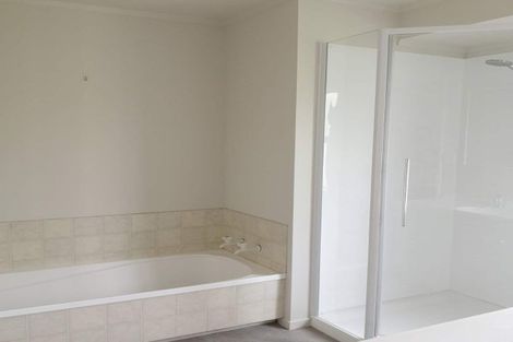 Photo of property in 43 Admiral Crescent, Flagstaff, Hamilton, 3210