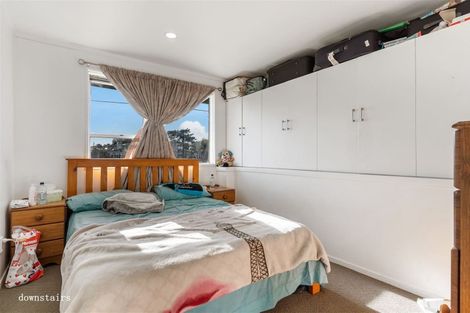 Photo of property in 42 Tamahere Drive, Glenfield, Auckland, 0629