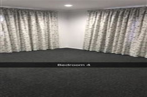 Photo of property in 45b Kakariki Grove, Waikanae, 5036