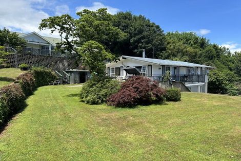 Photo of property in 8 Meuli Street, Eltham, 4322