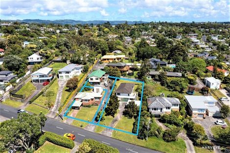 Photo of property in 35 South Lynn Road, Titirangi, Auckland, 0604