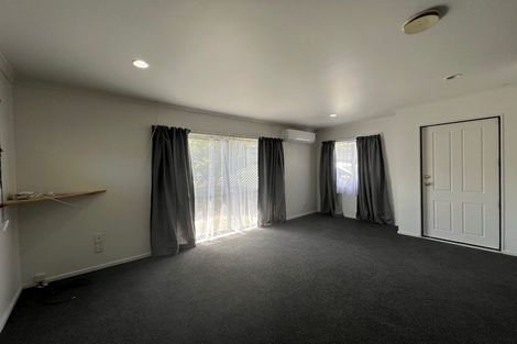 Photo of property in 44 Senator Drive, Manurewa, Auckland, 2105