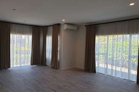 Photo of property in 9 Bocage Lane, West Harbour, Auckland, 0618