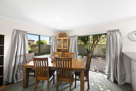 Photo of property in 33 Diomede Glade, Flagstaff, Hamilton, 3210