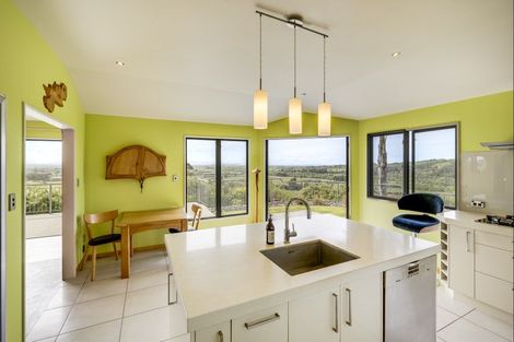 Photo of property in 48 Mclean Road, Havelock North, 4294