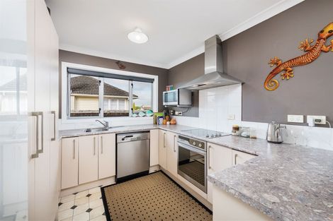 Photo of property in 638 Te Atatu Road, Te Atatu Peninsula, Auckland, 0610