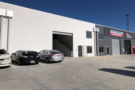 Photo of property in 8 Lismore Street, Strandon, New Plymouth, 4312