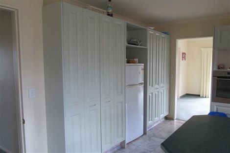 Photo of property in 8 Glen Loch Place, Paraparaumu, 5032