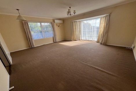 Photo of property in 2/11 Beaconview Rise, Farm Cove, Auckland, 2012