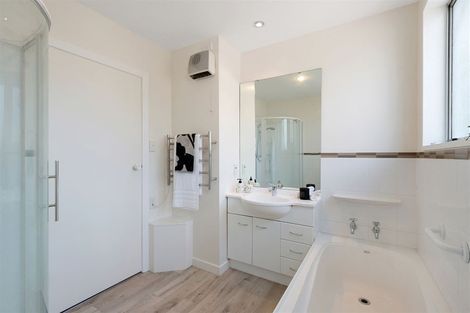 Photo of property in 1/8b Meadow Street, Papanui, Christchurch, 8052