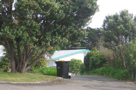 Photo of property in 5 Hicks Close, Whitby, Porirua, 5024