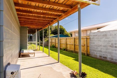 Photo of property in 27 Leslie Street, Waitara, 4320