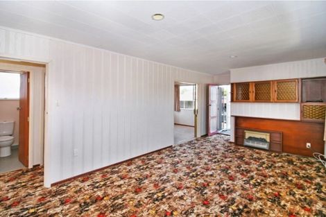 Photo of property in 14 Huatoki Street, Vogeltown, New Plymouth, 4310