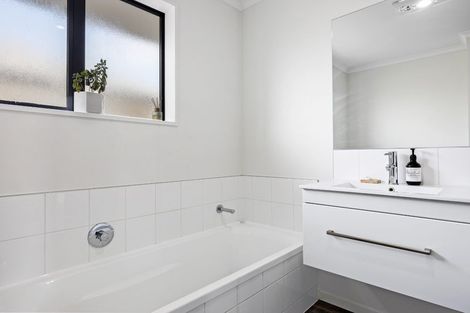 Photo of property in 51 Sutherland Drive, Kaiapoi, 7630