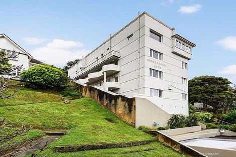 Photo of property in Ambassador Flats, 7 Maurice Terrace, Te Aro, Wellington, 6011