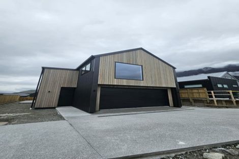 Photo of property in 13 Forage Road, Jacks Point, 9371