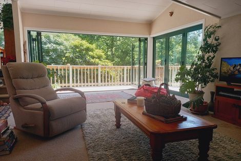 Photo of property in 25 Burns Road, Hospital Hill, Napier, 4110