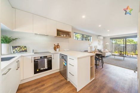 Photo of property in 14/15 Awamutu Grove, Waiwhetu, Lower Hutt, 5010