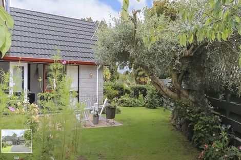 Photo of property in 10 Pamir Place, Welcome Bay, Tauranga, 3112