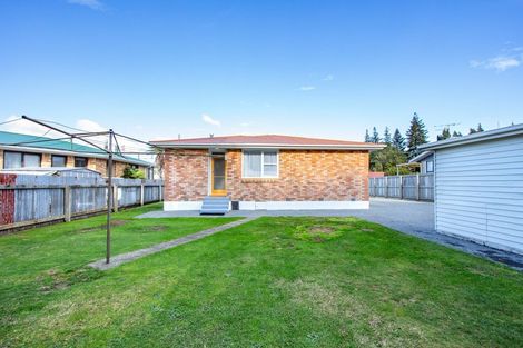 Photo of property in 77 Sunset Road, Mangakakahi, Rotorua, 3015