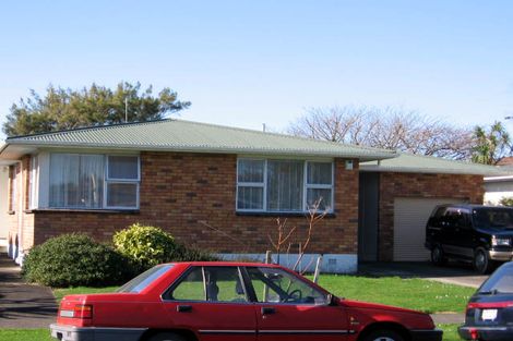 Photo of property in 87 Wikiriwhi Crescent, Awapuni, Palmerston North, 4412