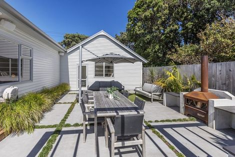 Photo of property in 75 Dundas Street, Seatoun, Wellington, 6022