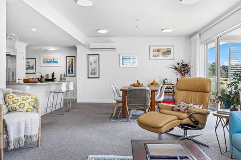 Photo of property in 90 Eaves Bush Parade, Orewa, 0931