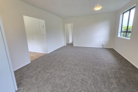 Photo of property in 16 Enderby Drive, Te Atatu Peninsula, Auckland, 0610