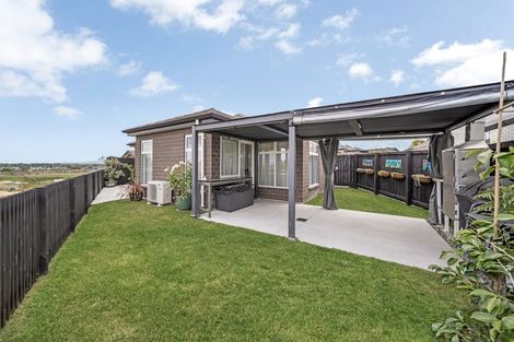 Photo of property in 56 Scenic Rise, Rototuna North, 3281