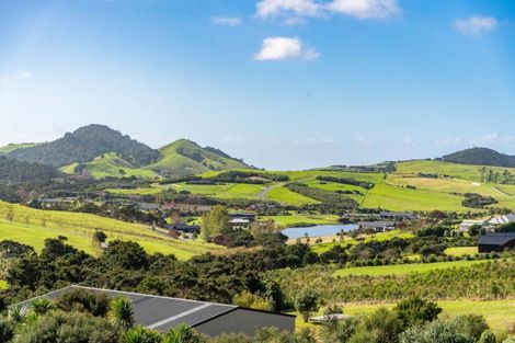 Photo of property in 736 Barrier View Road, Mangawhai, 0573