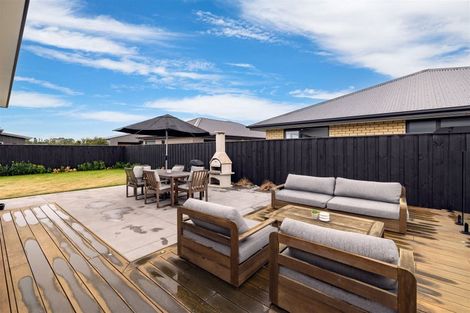 Photo of property in 7 Picadilly Avenue, Casebrook, Christchurch, 8051