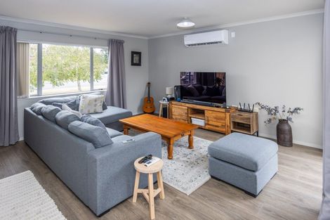 Photo of property in 1 Rene Way, Huntington, Hamilton, 3210