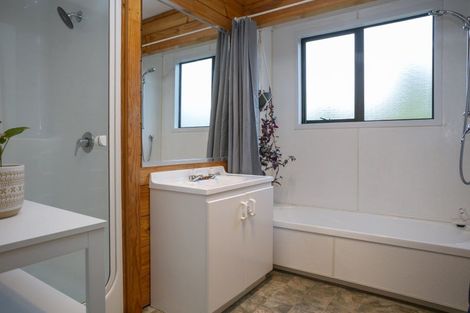 Photo of property in 21 Hindmarsh Drive, Rangatira Park, Taupo, 3330