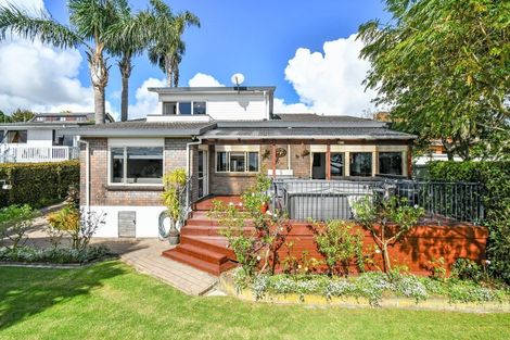 Photo of property in 12 Ilex Place, Totara Heights, Auckland, 2105
