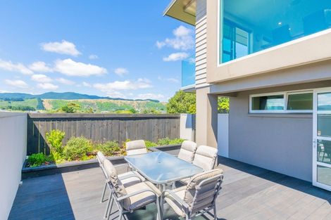 Photo of property in 134 Renown Road, Raumati South, Paraparaumu, 5032