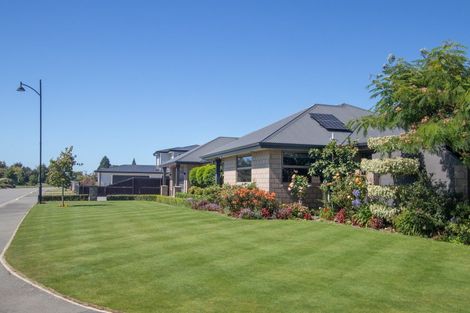Photo of property in 17 Whiteoak Grove, Tinwald, Ashburton, 7700