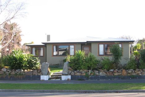 Photo of property in 15 Salisbury Avenue, Terrace End, Palmerston North, 4410
