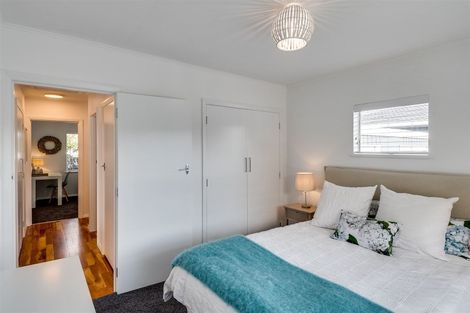 Photo of property in 3b White Street, Taradale, Napier, 4112