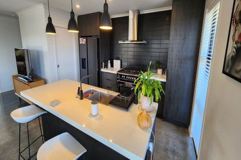 Photo of property in 28 Papawhero Drive, Bell Block, New Plymouth, 4312