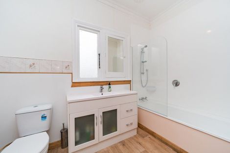 Photo of property in 3 Lena Place, Foxton, 4814