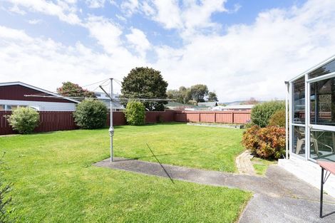 Photo of property in 25 Marlborough Street, Levin, 5510