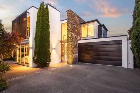Photo of property in 54 Office Road, Merivale, Christchurch, 8014