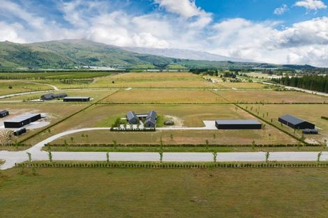 Photo of property in 77 Stone Drive, Cromwell, 9384