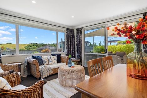 Photo of property in 9 Belgrave Close, Bethlehem, Tauranga, 3110