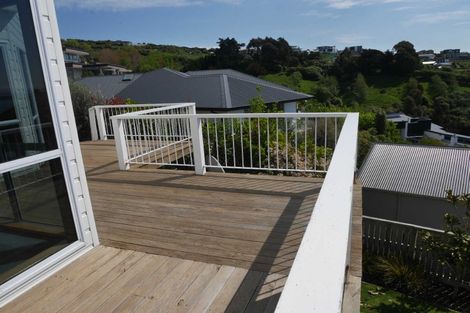 Photo of property in 1/98 Moncks Spur Road, Redcliffs, Christchurch, 8081